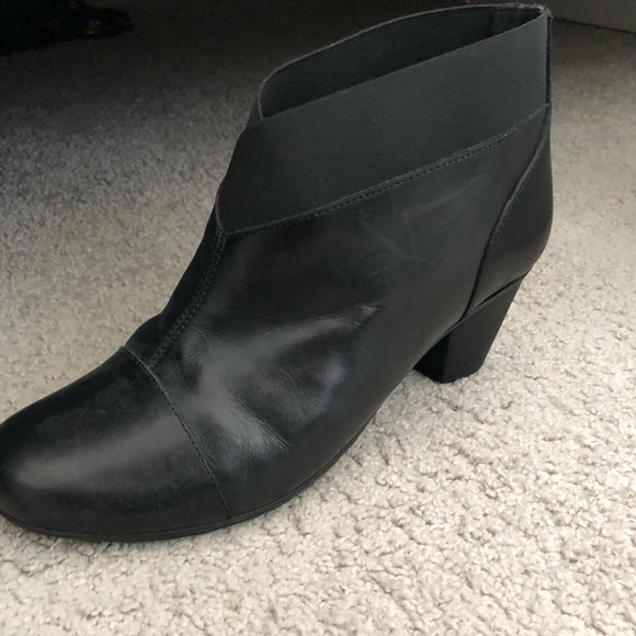 Virus Shoes - Black Booties